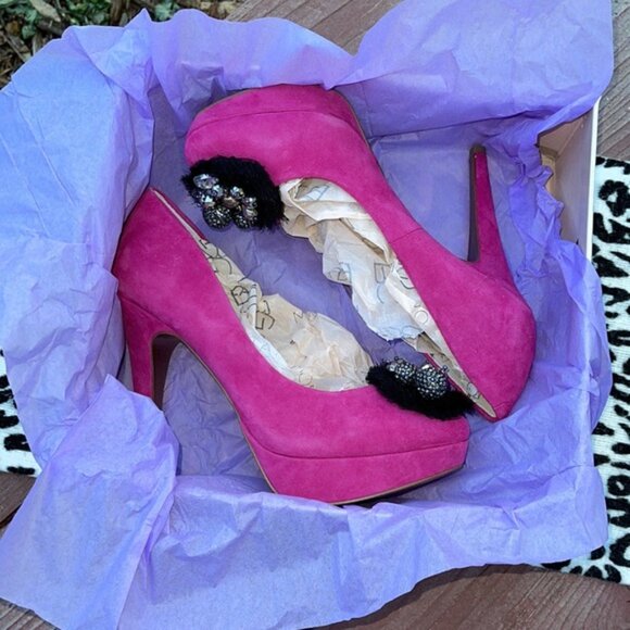 🌺 BCBGeneration BNIB Scottie Hot Purple Pumps 8M! - Picture 2 of 10